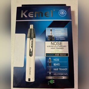 Black and Silver Nose & Beard Hair Trimmer. NIB